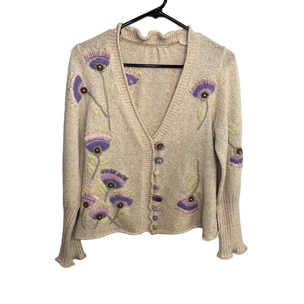 Vintage Beige Embroidered Floral Cardigan